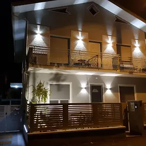 https://appartamenti-miramare.emilia-romagnahotels.net